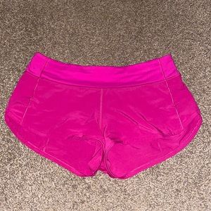 Lululemon pink speed up shorts 2.5” size 6